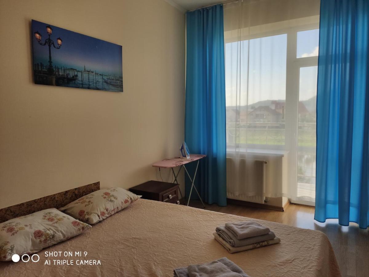 Apartments Domovik Просторная Квартира С Видом На Горы Mukacheve Bagian luar foto