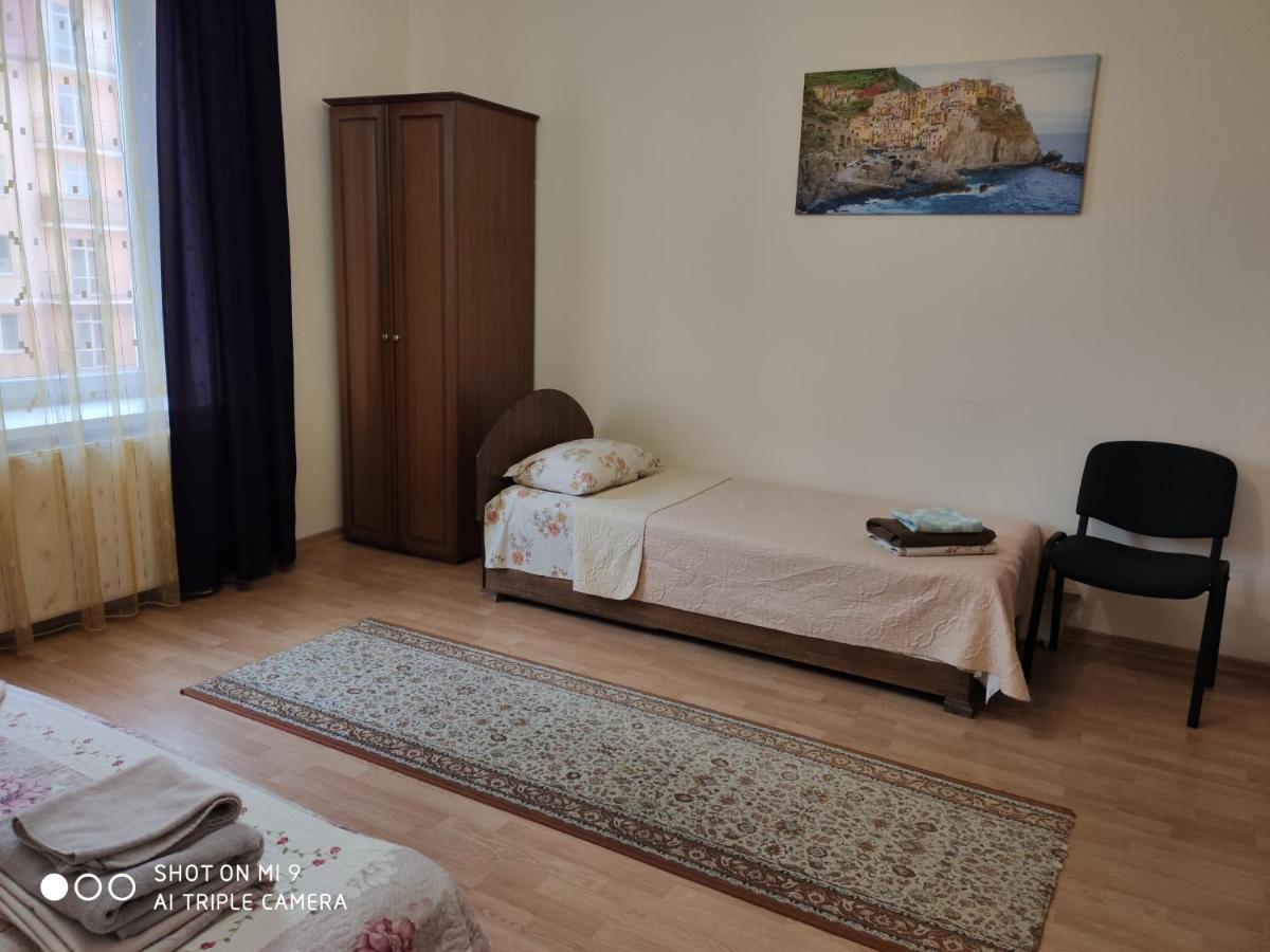 Apartments Domovik Просторная Квартира С Видом На Горы Mukacheve Bagian luar foto